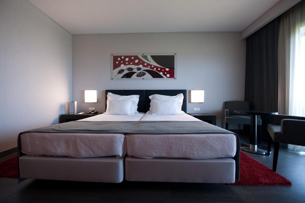 Twin Room with Extra Bed and Sea View (3 Adults),1472045068:JPEG