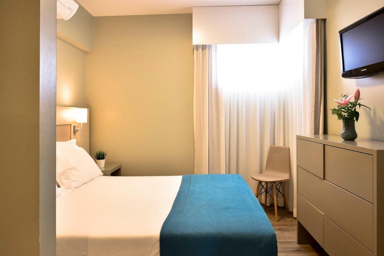 Appartement Premium 1 Chambre avec Balcon - Vue sur Piscine